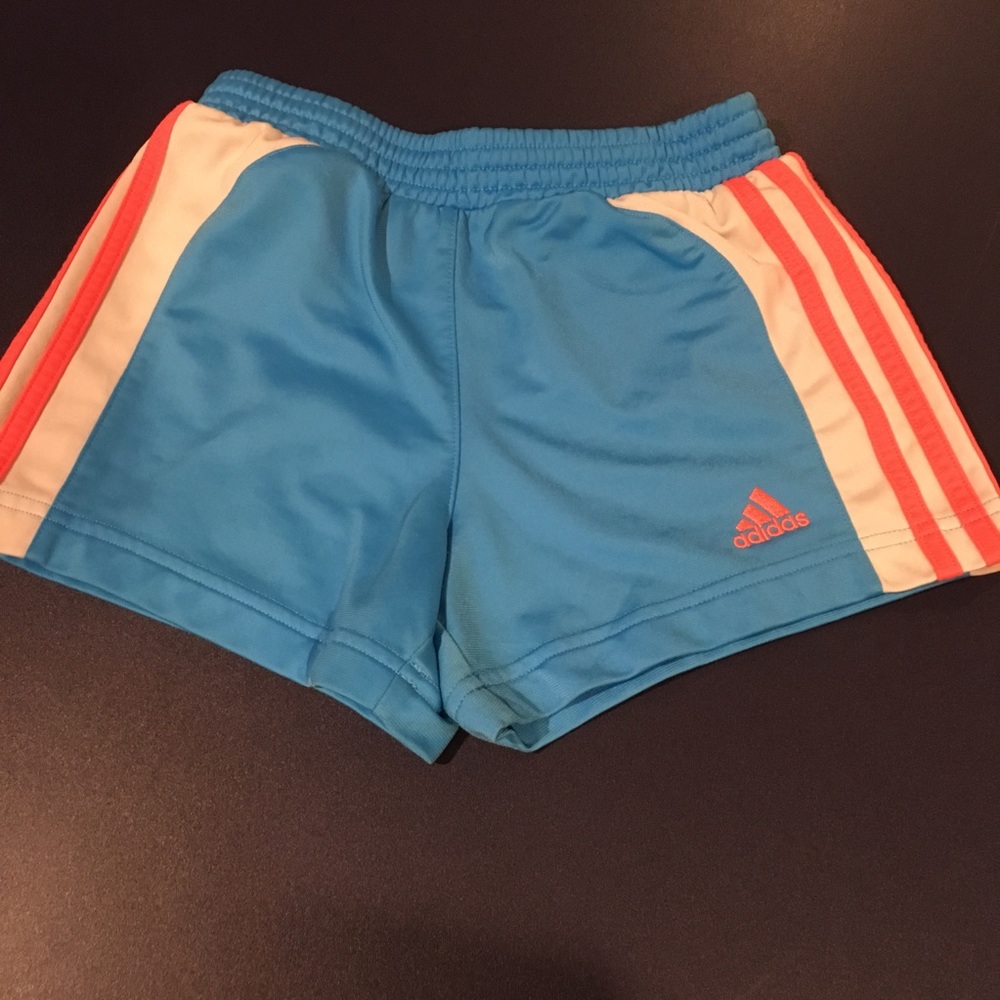 Adidas girls shorts 🤸‍♀️☀️